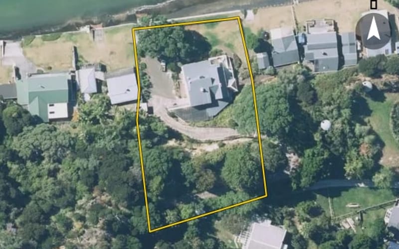 25D Orua Bay Beach Road