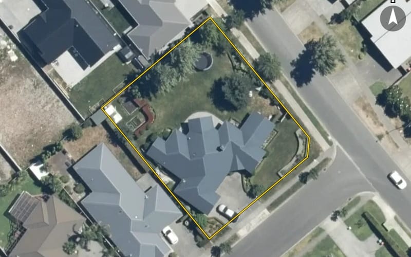 2 Lowry Place
