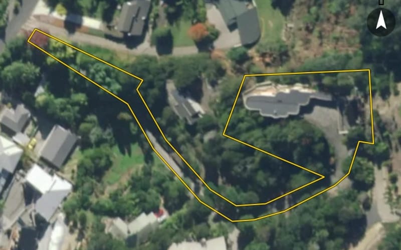 20E Dundas Road