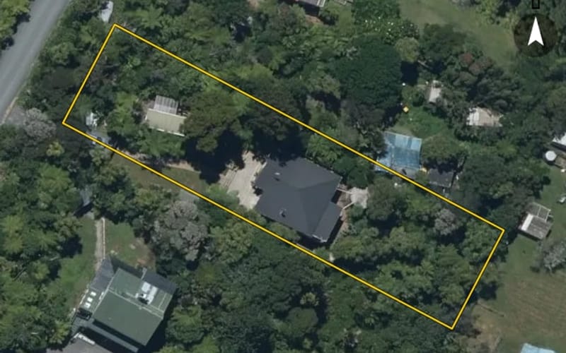 99 Anawhata Road