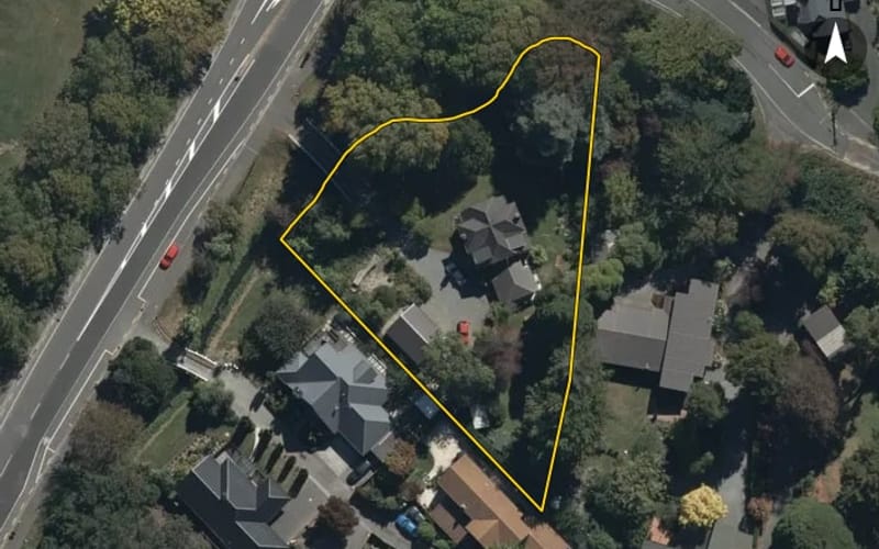 152 North Parade