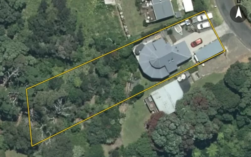 3 Eames Crescent