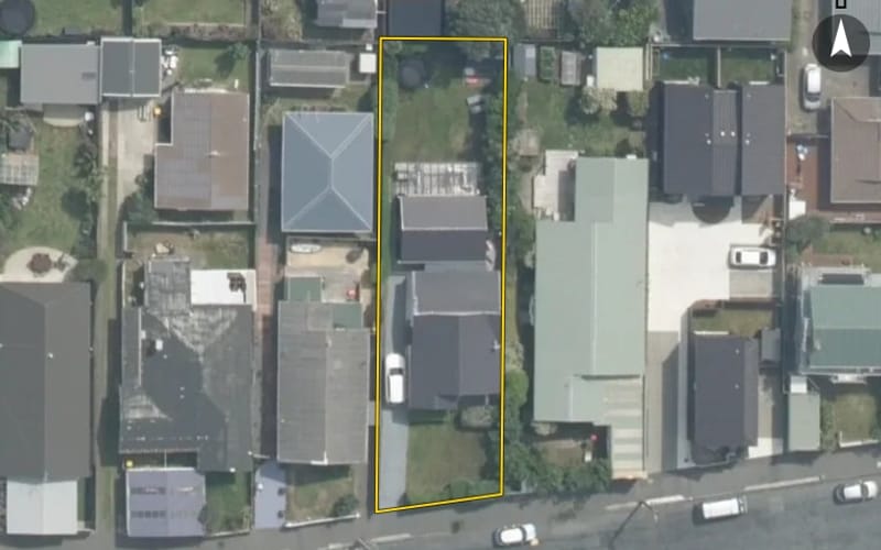 100 Apu Crescent