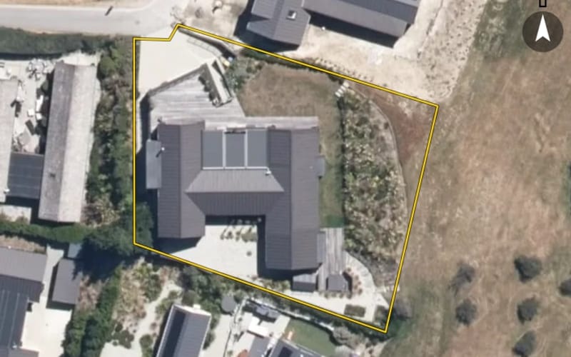 14A Kinross Lane