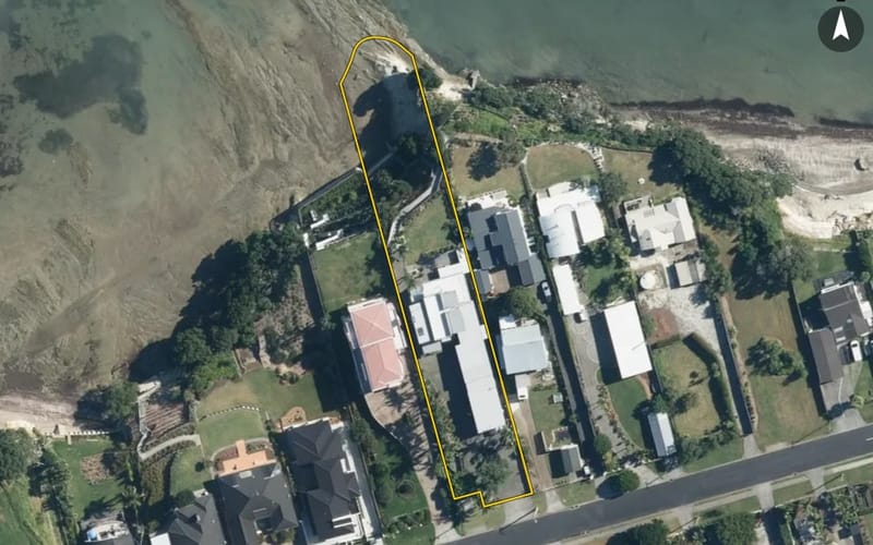 25 Hawke Crescent