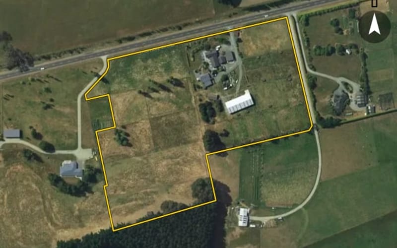 130 Hillside Manapouri Road