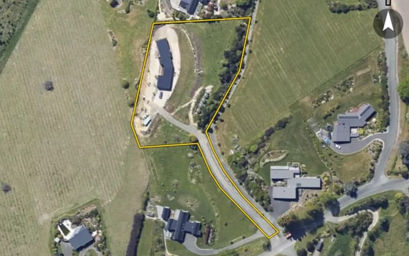 81 Bronte Road East