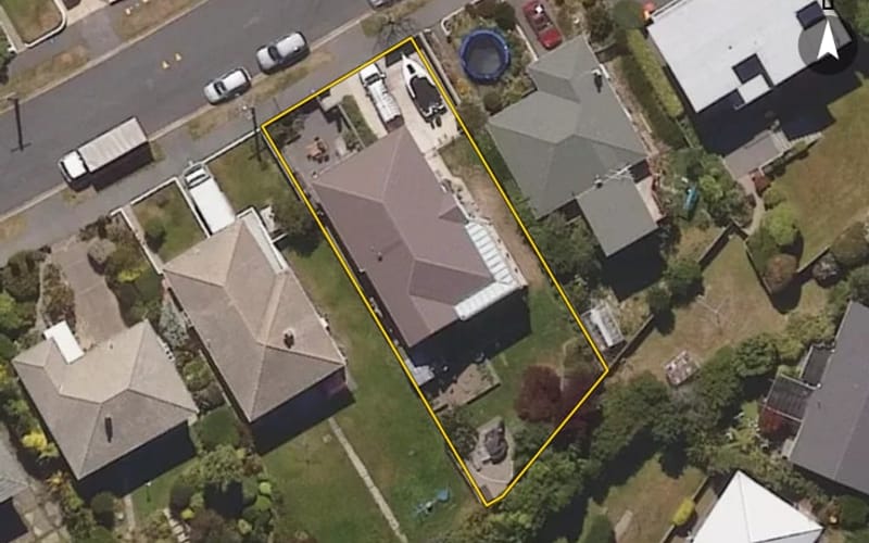 135 Easther Crescent