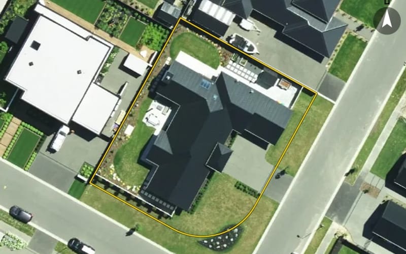 4 Hull Crescent