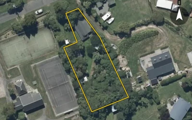588 Little Akaloa Road