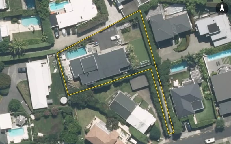19B Masons Avenue