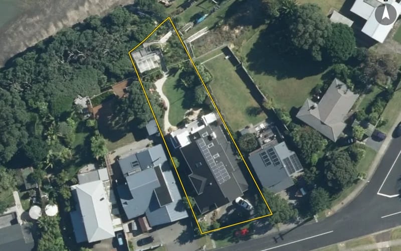 15 Ealing Crescent