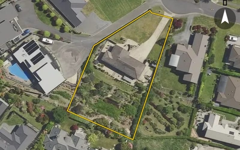 8 Linden Place