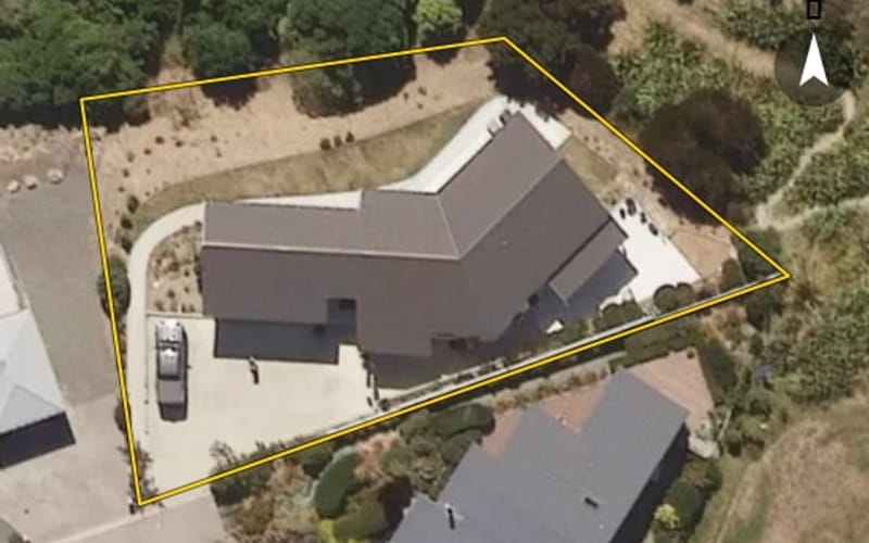 17 Rotary Park Close