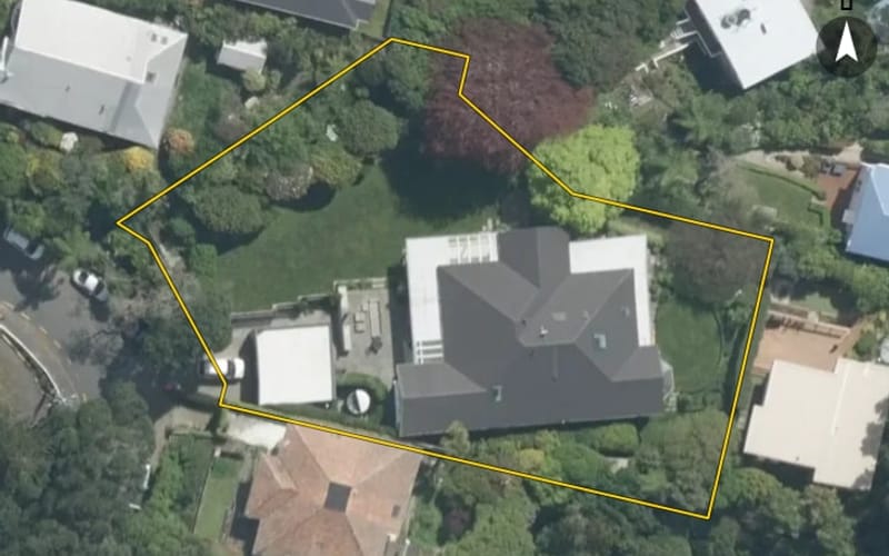 15 Moana Road