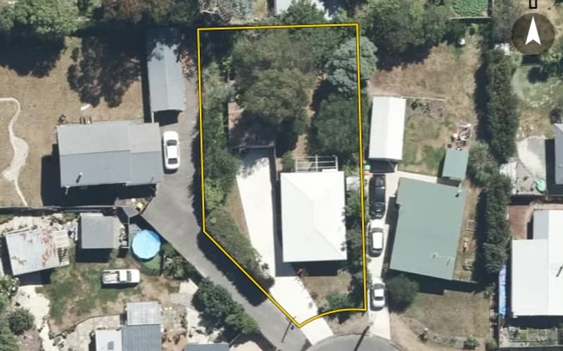 2 Rennie Place