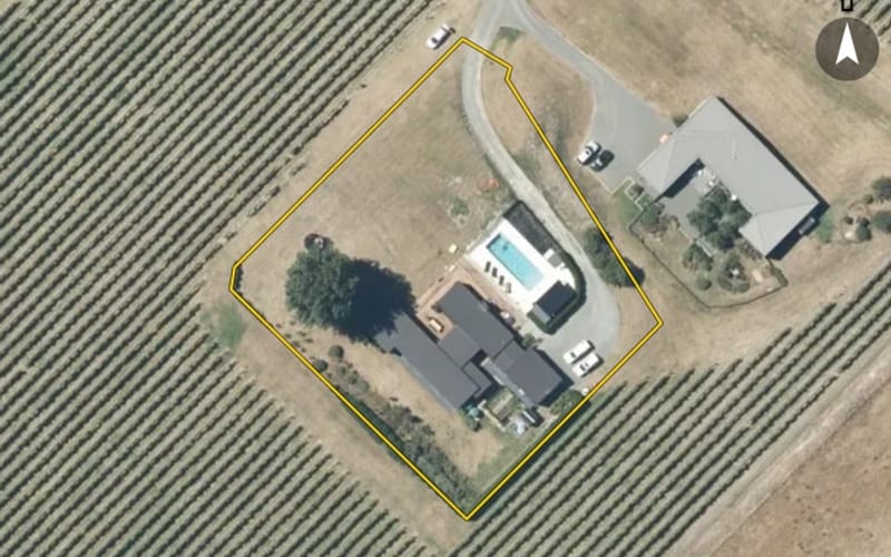 17 Tirohanga Road