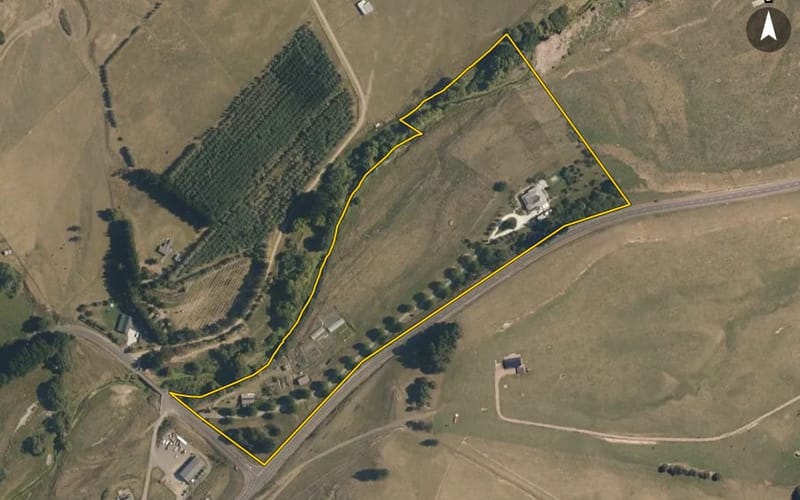 8 Tait Road
