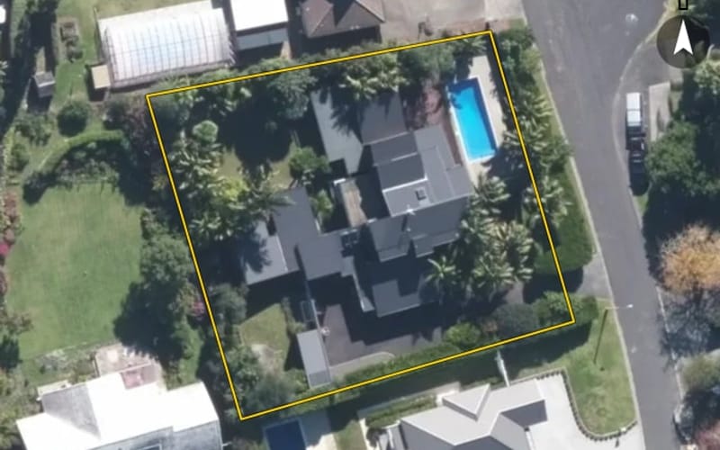 6 Birchwood Grove