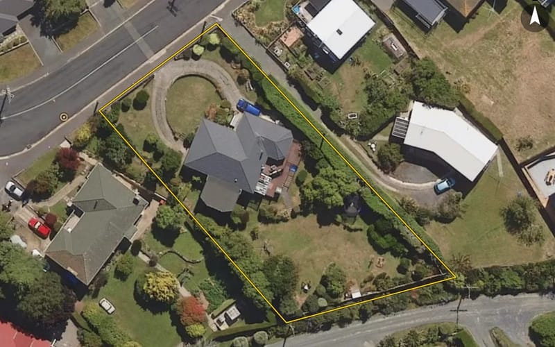 16 Campbells Road