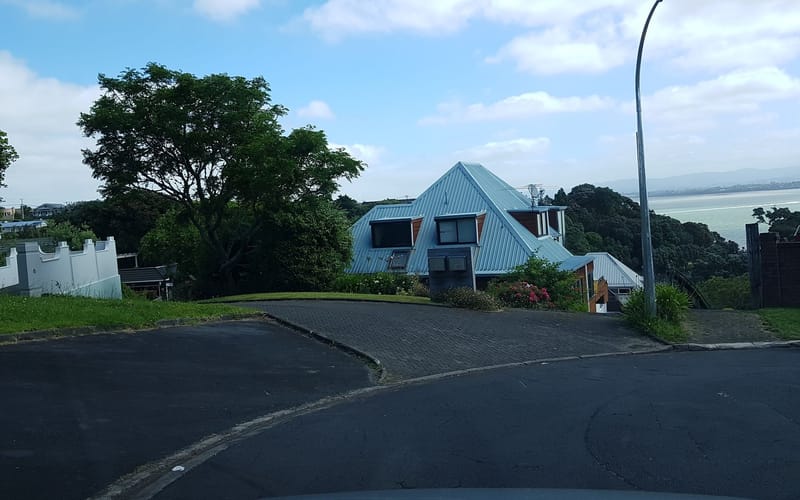 10 Poaka Place