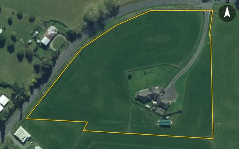 214 Gap Road East