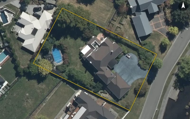 14 Regents Park Drive