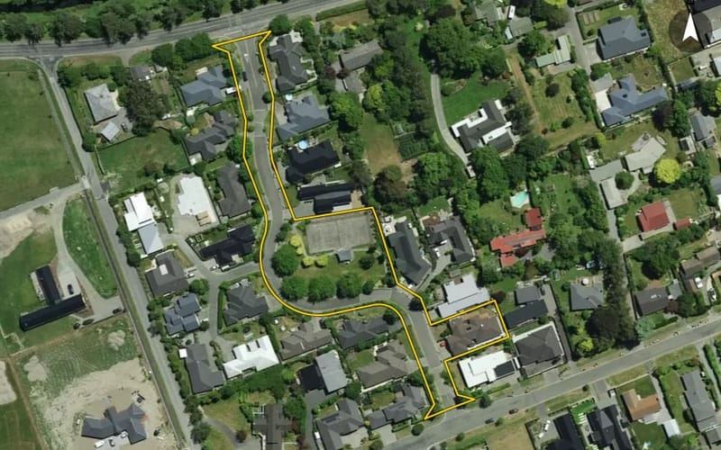 17 Riverside Lane