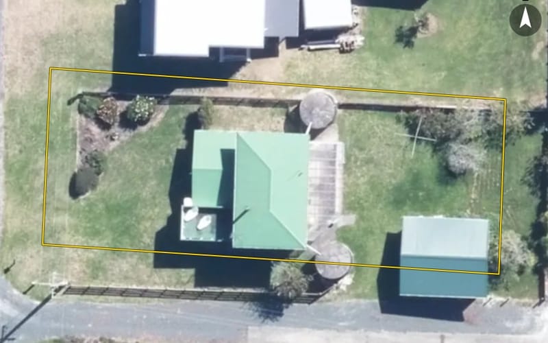 25 Birds Beach Road