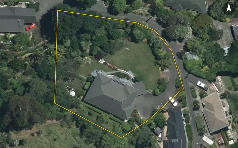 12 St John Drive