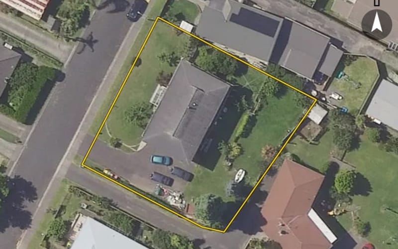10 Lincoln Terrace