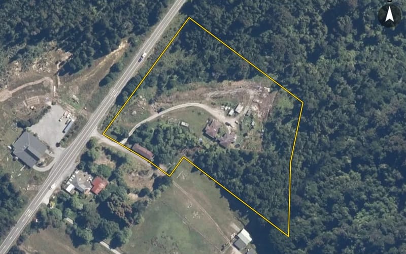 2111 Harihari Highway