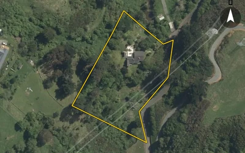 215 Takapu Road