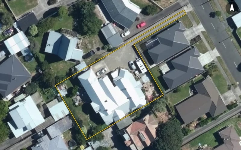17 Sutherland Crescent