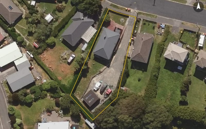 8 Allenby Avenue