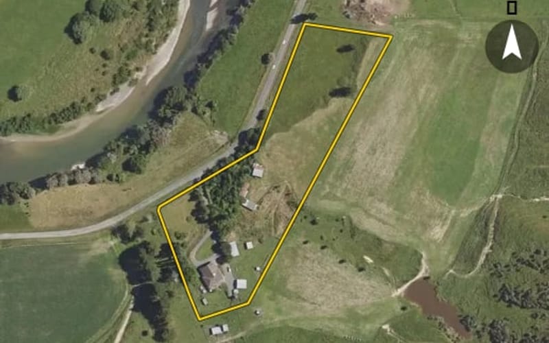 324 River Road