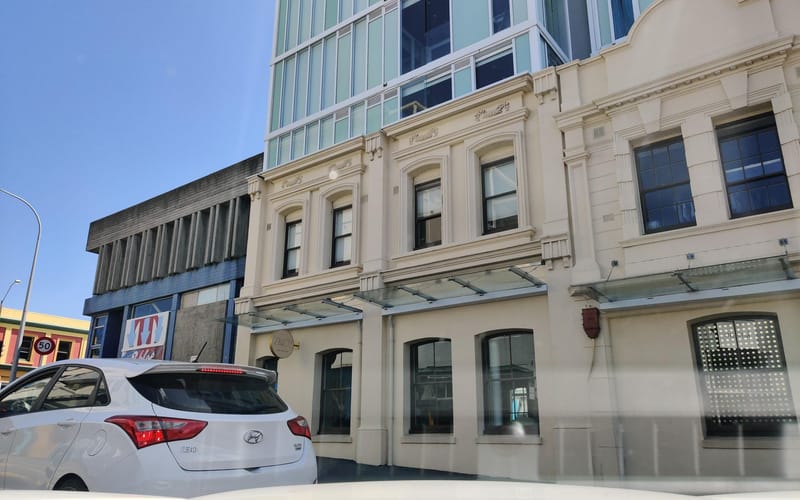 1002/38 Jessie Street