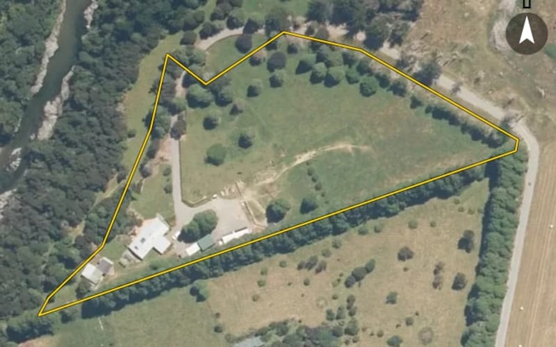752 Wakamarina Road
