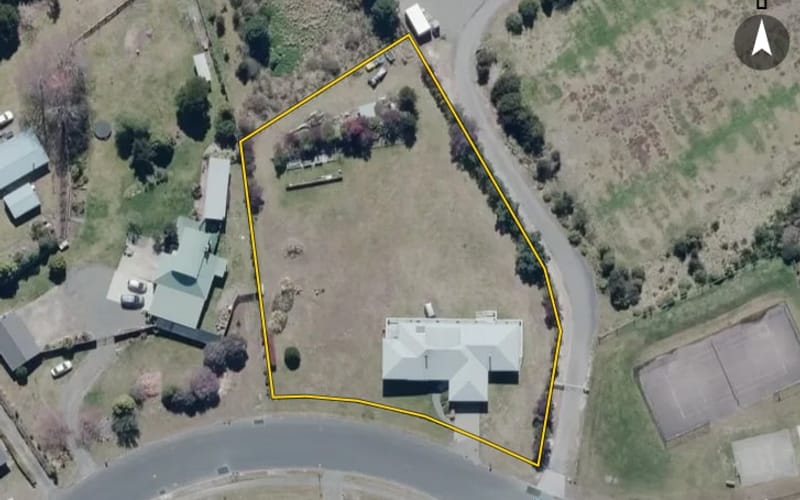 24 Parekaawa Drive