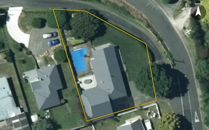 1 Long View Crescent