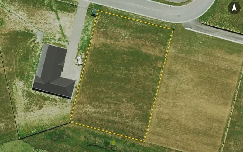 27 Merino Crescent