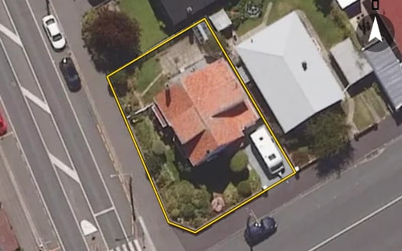 282 Macandrew Road