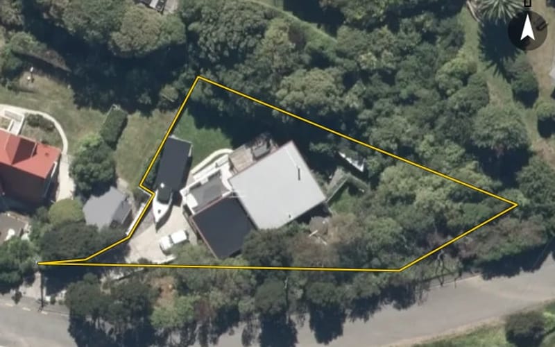 2 Bayview Crescent