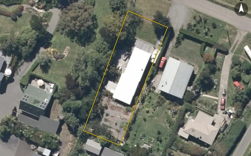 52 Takamatua Valley Road