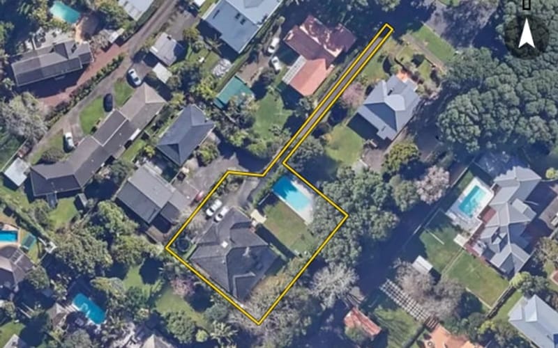 11 Stilwell Road