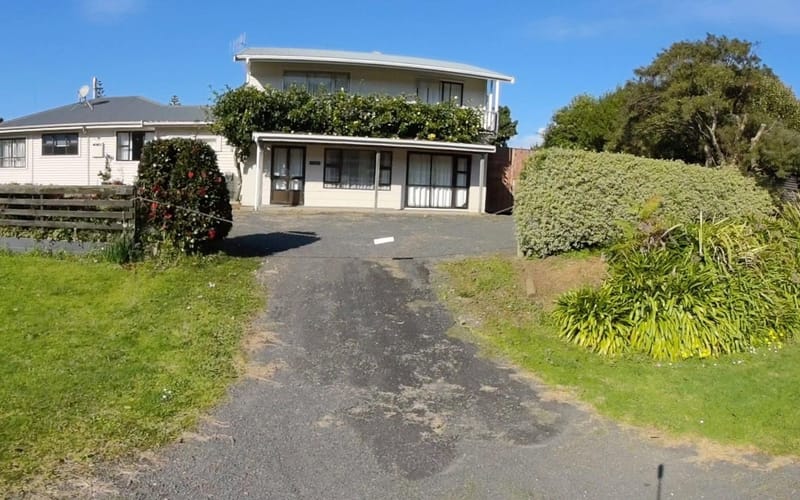 12 Moke Street