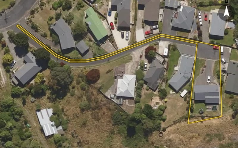 48 Roy Crescent