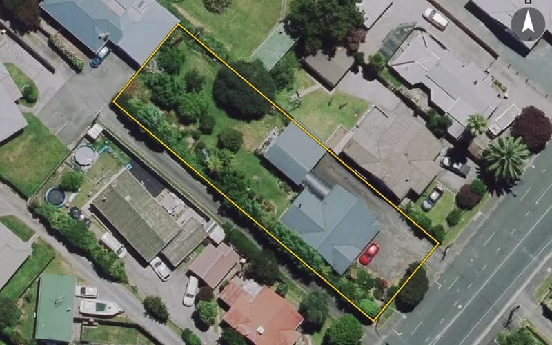 14 Ellicott Road
