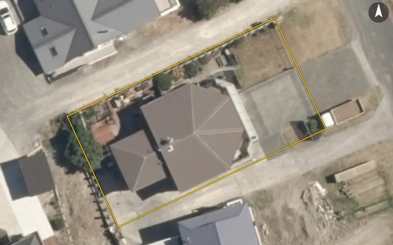 24 Beach Road