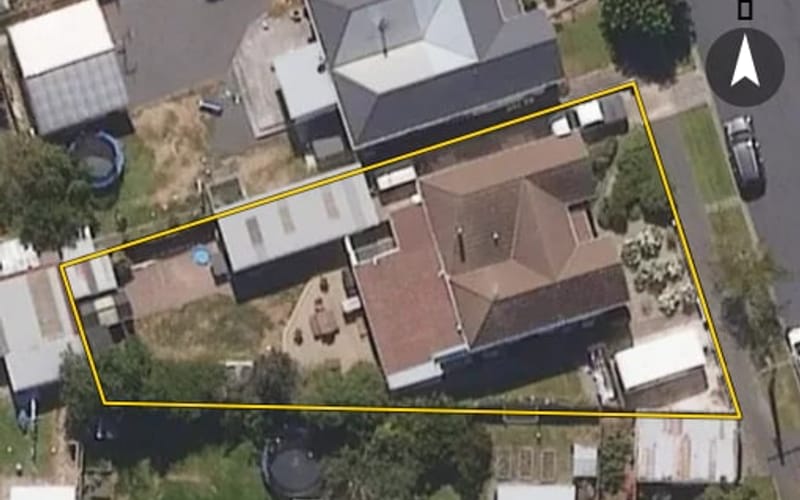 10 Gourley Street